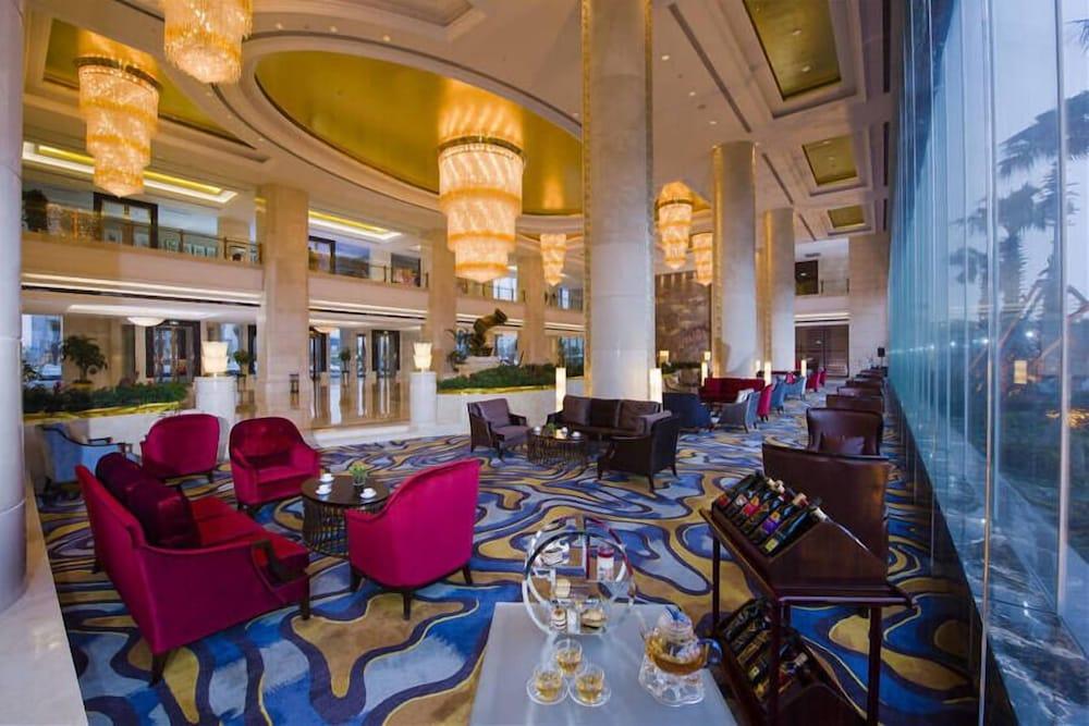 Haili New Century Grand Hotel Haiyan מראה חיצוני תמונה
